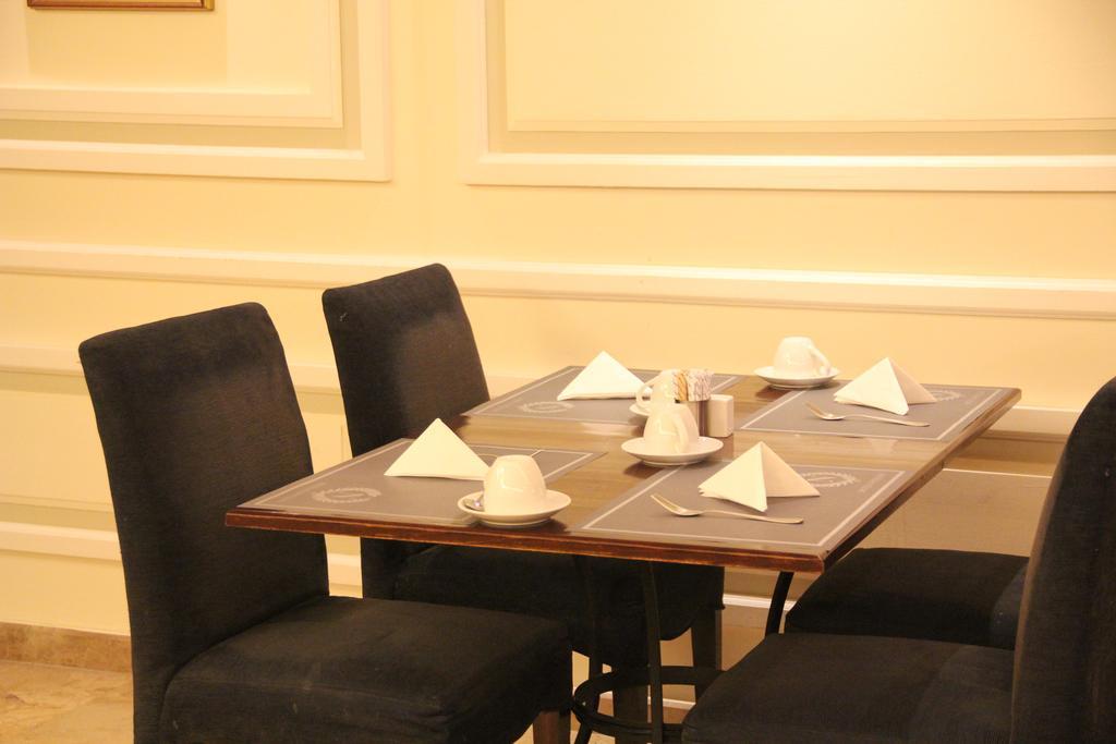 Napoleon Hotel Beirut Ngoại thất bức ảnh
