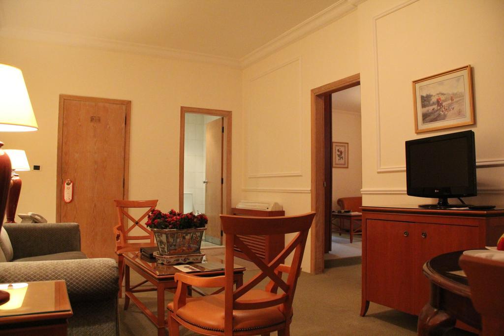 Napoleon Hotel Beirut Ngoại thất bức ảnh