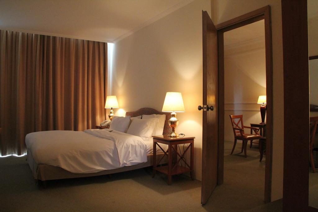 Napoleon Hotel Beirut Ngoại thất bức ảnh